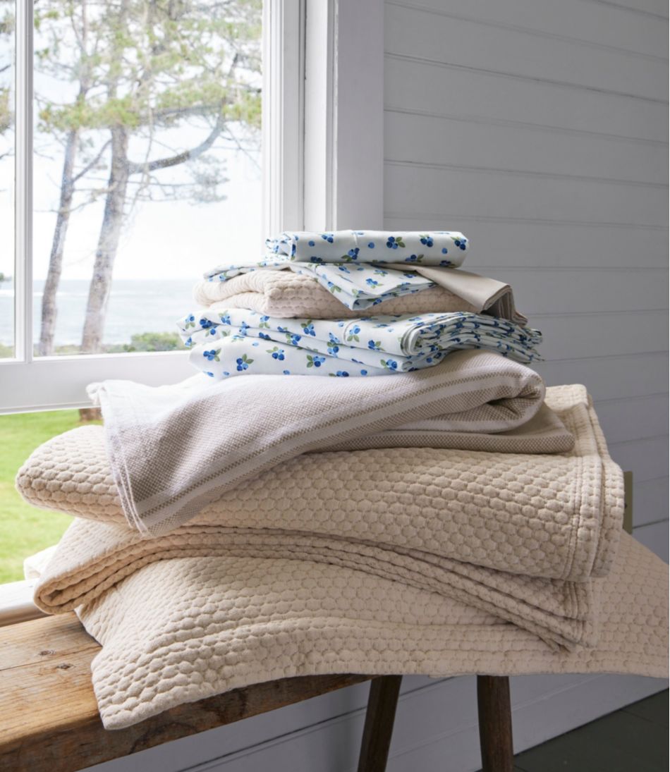 Organic Honeycomb Matelassé Bedspread | L.L.Bean